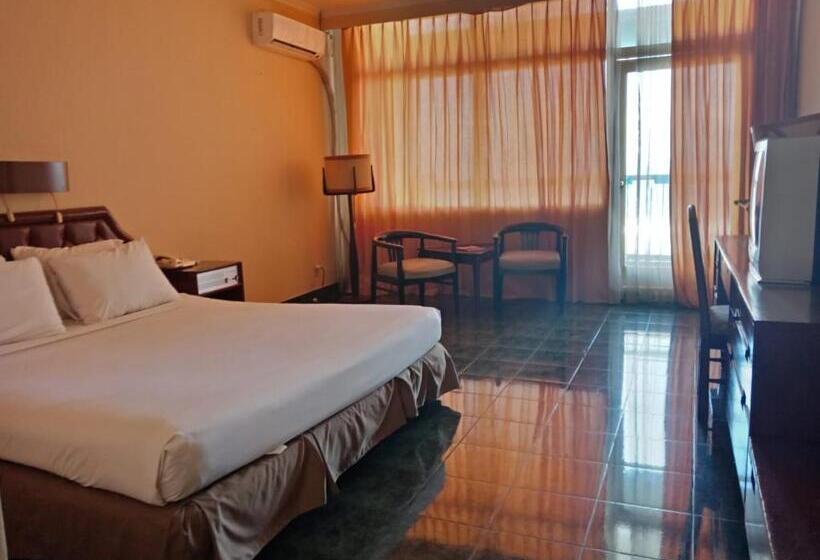 スタンダードルーム, Grand Inna Samudra Beach