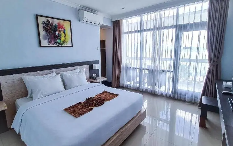 Deluxe Suite, Grand Inna Samudra Beach
