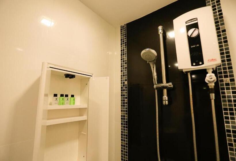 חדר דחוקס עם מיטת קינג, Khonkaen Residence