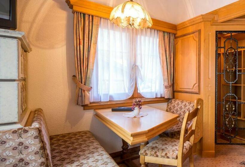Номер Deluxe, Olympia