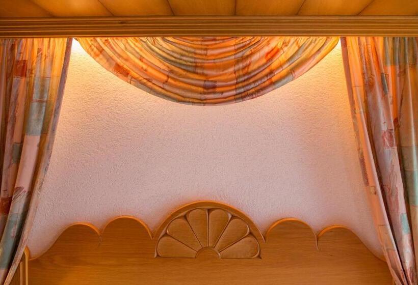 豪华房间, Olympia