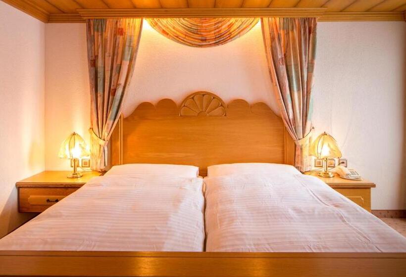 豪华房间, Olympia