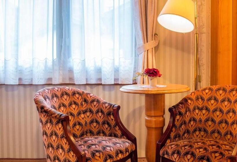 豪华家庭房间, Olympia