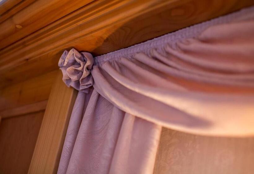 豪华家庭房间, Olympia