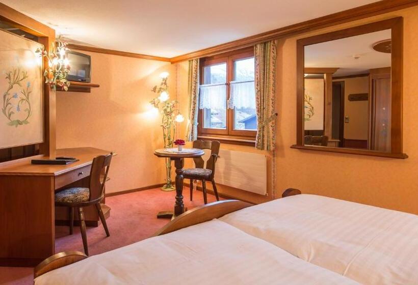 豪华房间, Olympia