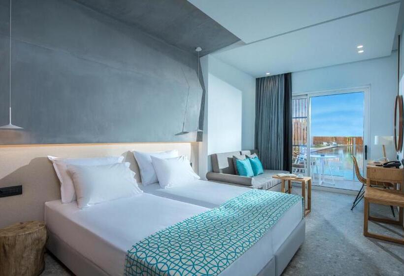 Junior swim-up suite, Sensus Experience By Lavris