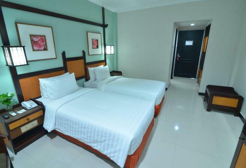 高级大房间, Sofia Juanda Surabaya