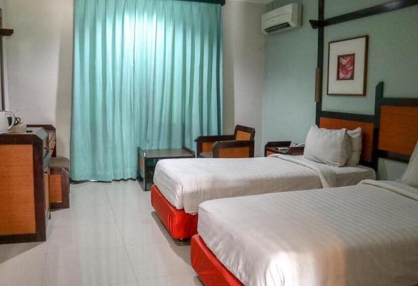 Номер Deluxe, Sofia Juanda Surabaya