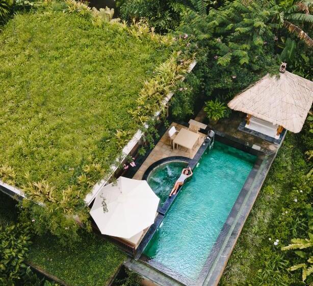 Вилла с 1 спальней и бассейном, Munduk Moding Plantation Nature Resort