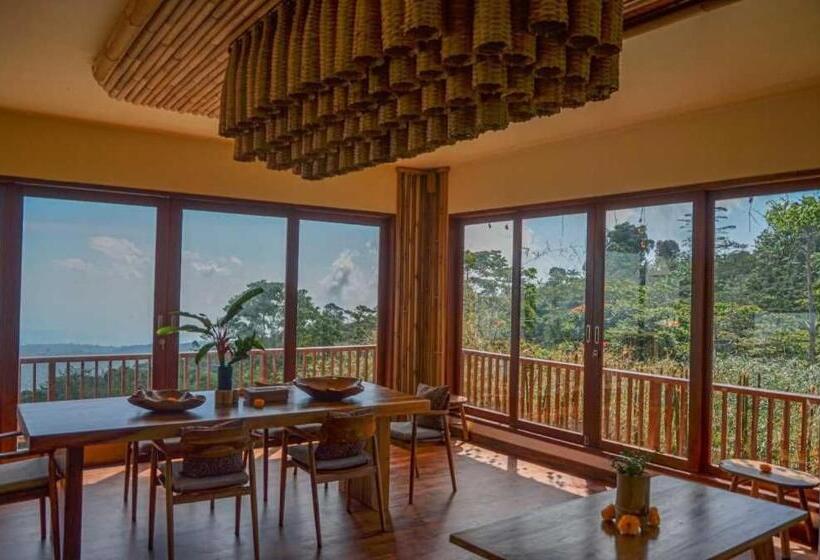Президентский Люкс, Munduk Moding Plantation Nature Resort