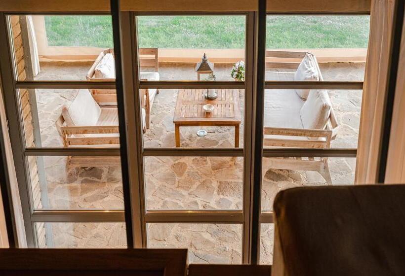 آپارتمان 1 خوابه با چشم‌انداز استخر, Nikis Resort