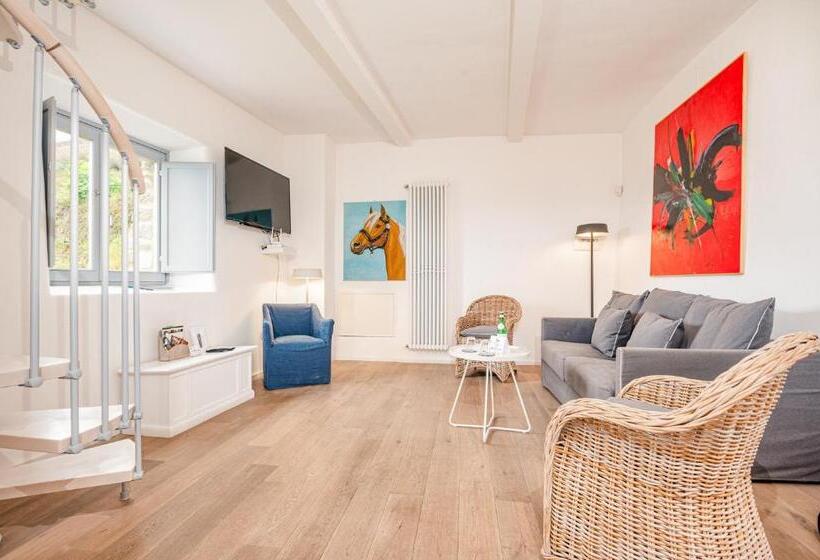 اتاق خانوادگی, Nikis Resort