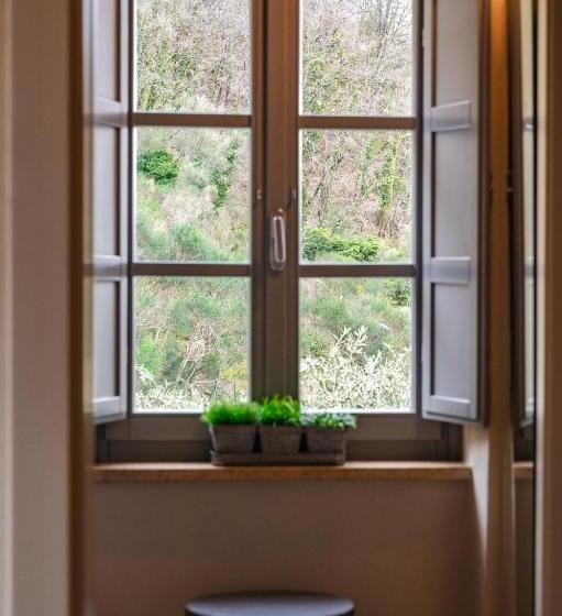 سوییت سوپریور, Nikis Resort