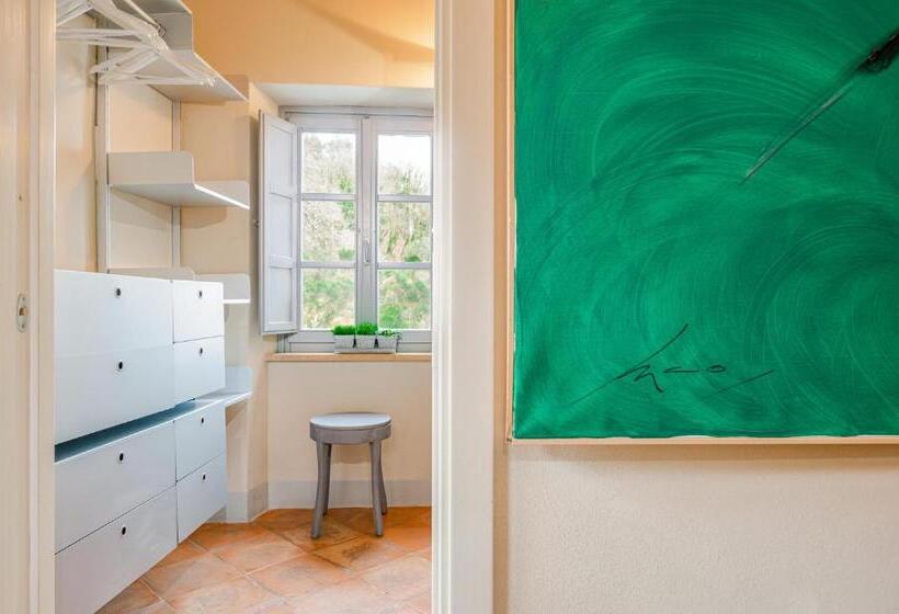 سوییت سوپریور, Nikis Resort