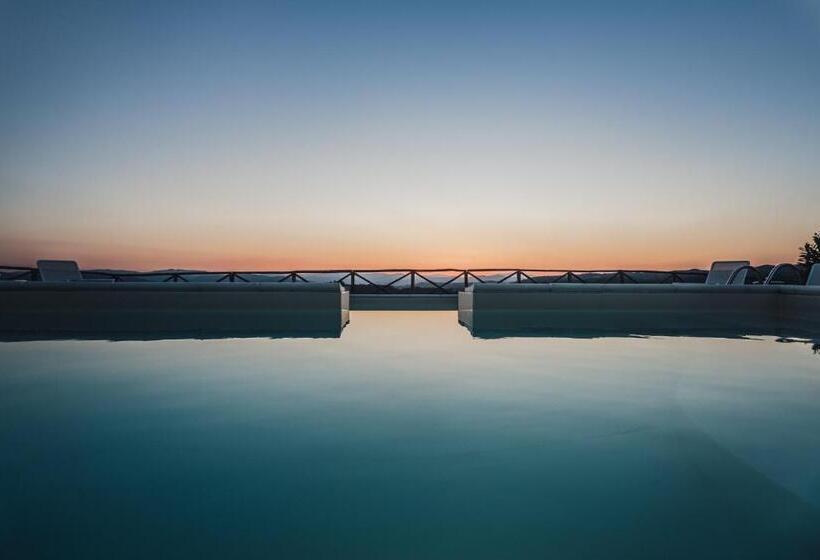 اتاق سوپریور خانوادگی, Nikis Resort