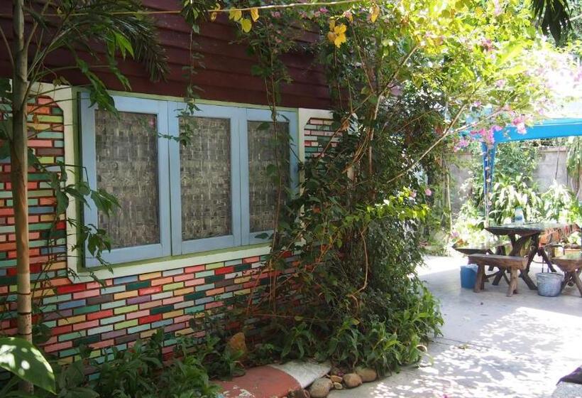 스탠다드 트리플 룸, Baanchaokoh Homestay