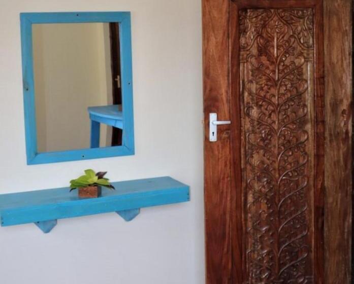 اتاق استاندارد یک نفره, Blue Habeba Nungwi