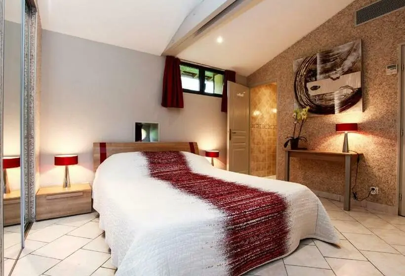 اتاق استاندارد, Chambres D Hôtes Les Peyrouses