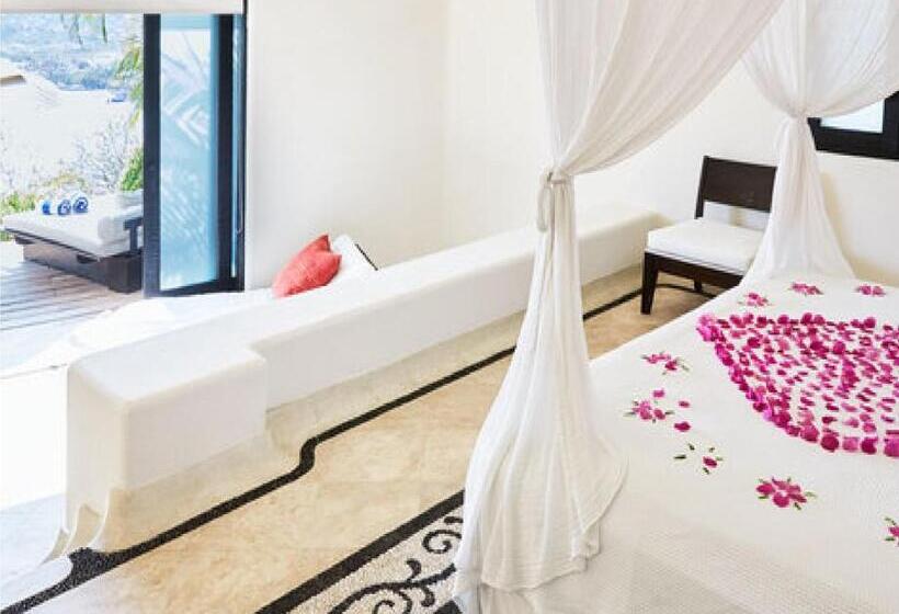 Полулюкс Кровать Кинг, Tentaciones Hotel & Lounge Pool Adults Only