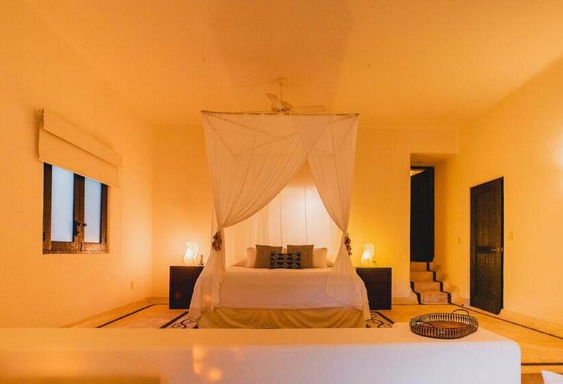 جناح جونيور سرير كينج, Tentaciones Hotel & Lounge Pool   Adults Only