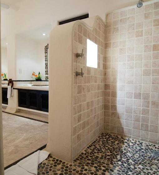 جناح جونيور مزوَّد بحمام سباحة, Tentaciones Hotel & Lounge Pool   Adults Only