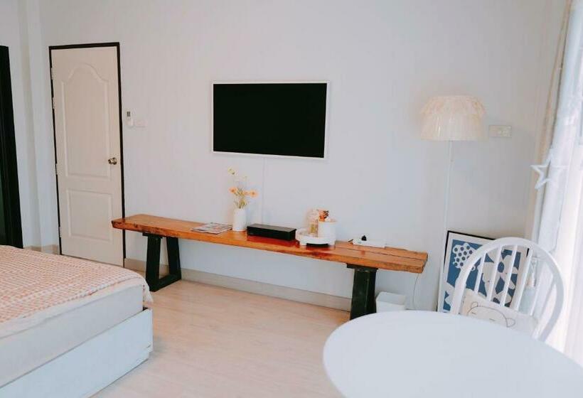 חדר משפחתי חדר אמבטיה משותף, Nhunjai House   บ้านหนุนใจ