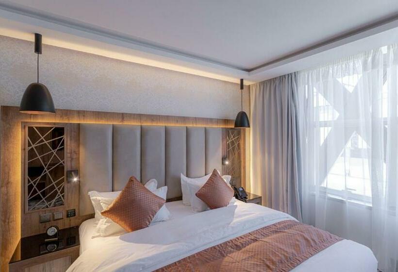 جناح, Gacine Hotel Al Tahlia