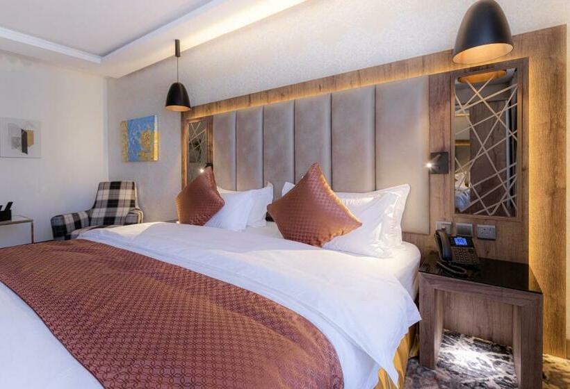 جناح, Gacine Hotel Al Tahlia