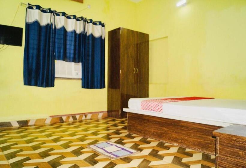 חדר קלאסי לשלושה, Oyo Flagship 81203 Sai Kripa Guest House