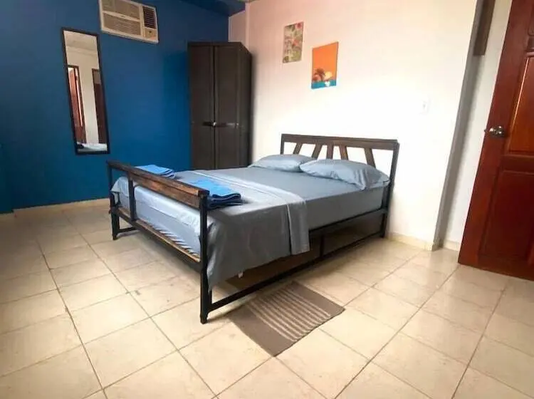 اتاق استاندارد, Hostal Cigarra