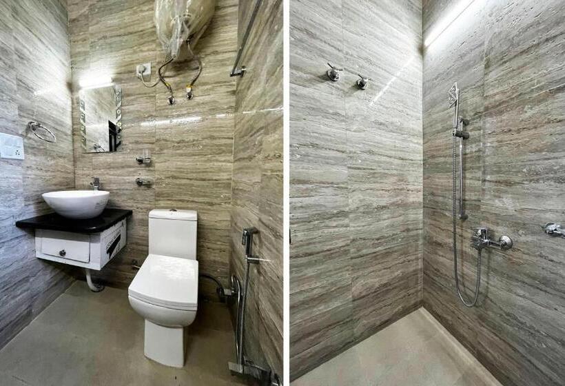 اتاق لوکس, Puri S Bnb