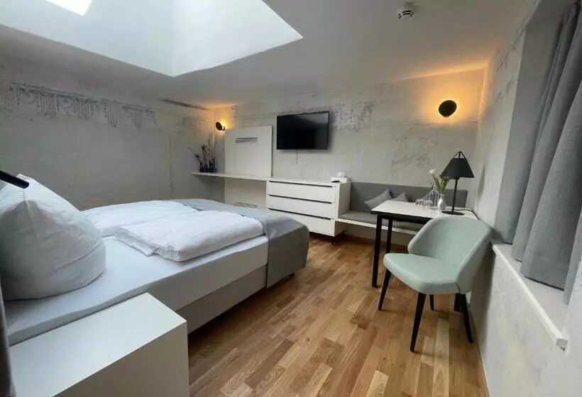 اتاق استاندارد, Boutique Hotel Hardthaus