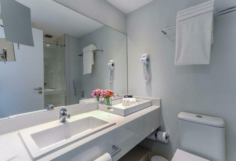 חדר פרמיום, Cdesign