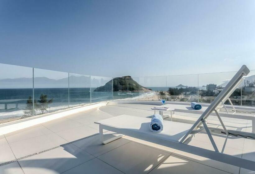 סוויטת ג'וניור, Cdesign