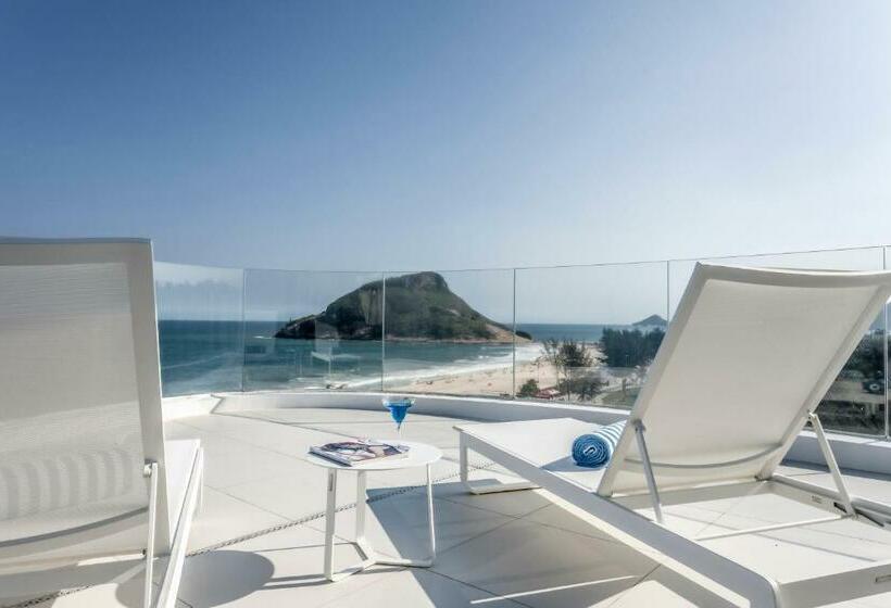 סוויטת ג'וניור, Cdesign