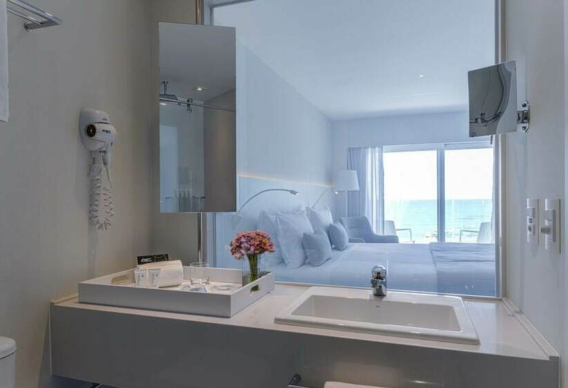 חדר דלוקס עם נוף, Cdesign