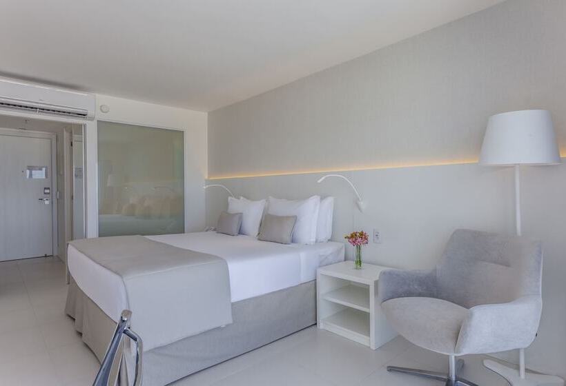 חדר דלוקס עם נוף, Cdesign