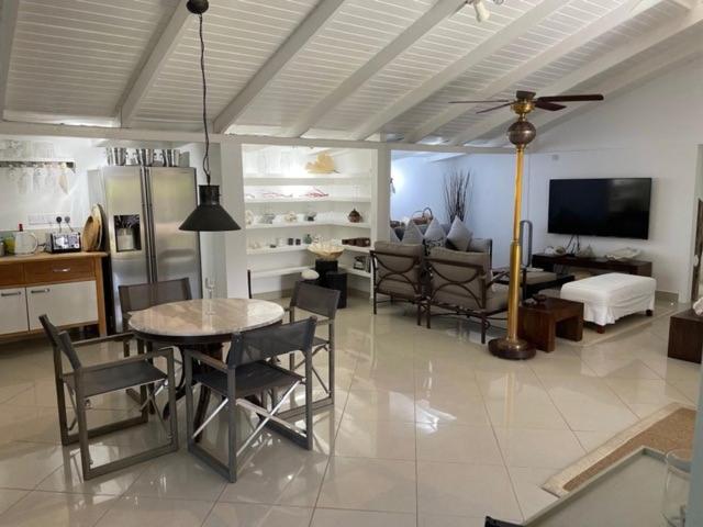 וילה בת 2 חדרי שינה, Firefly Estate Bequia