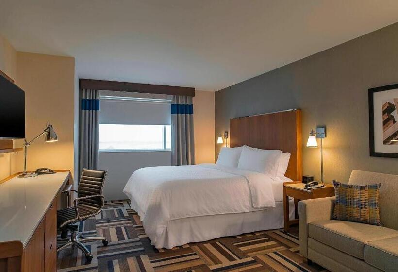 キングサイズベッドのスタンダードルーム, Four Points By Sheraton Midland