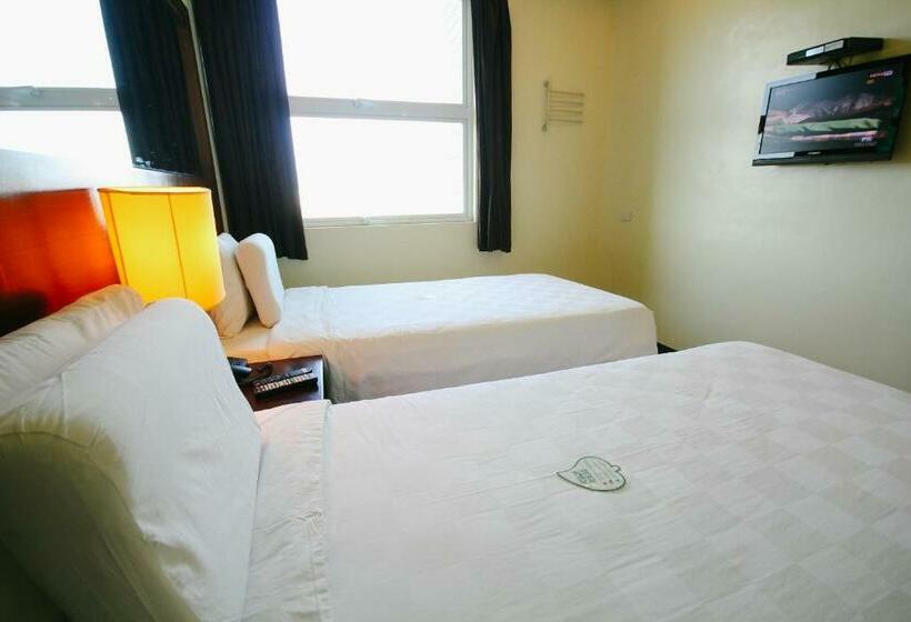 Quarto Estandar, Go Hotels Bacolod