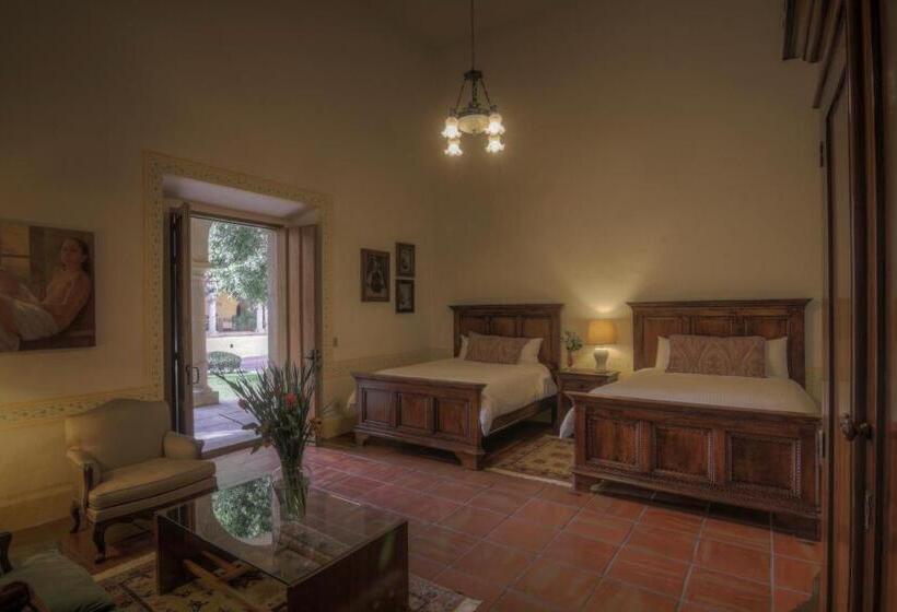 اتاق لوکس, Hacienda Labor De Rivera Hotel Boutique & Eventos