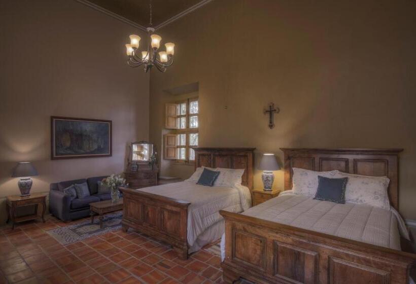 اتاق لوکس, Hacienda Labor De Rivera Hotel Boutique & Eventos