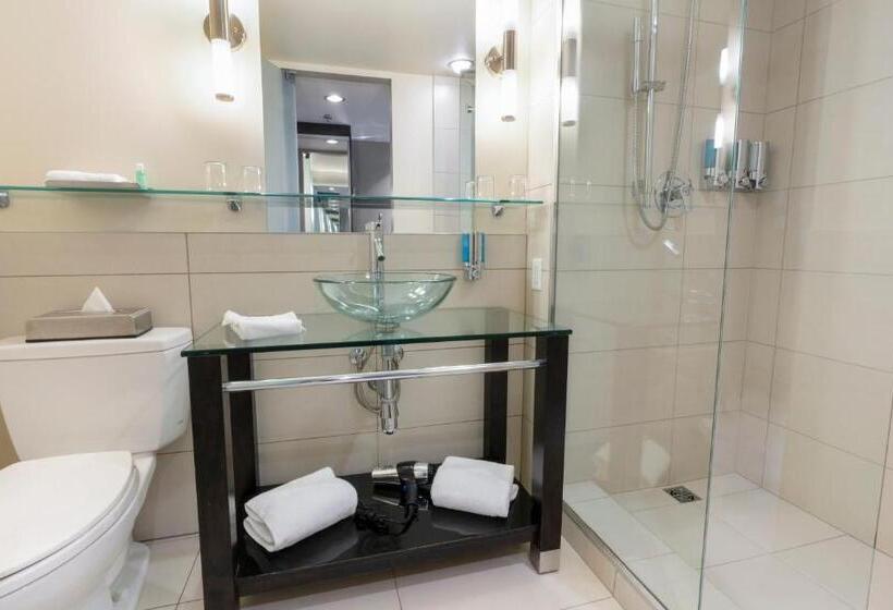 חדר סטנדרט, Must