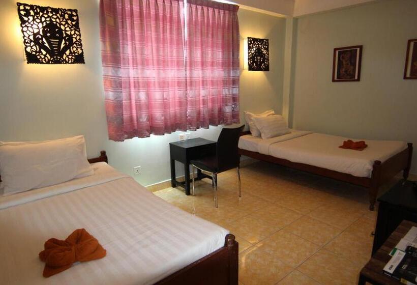 Номер Superior, Naga Angkor Hostel