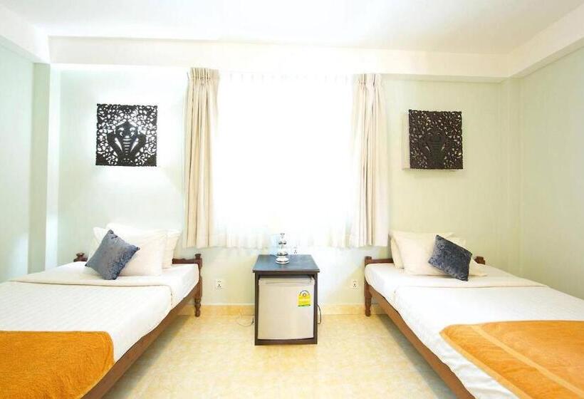 Номер Superior, Naga Angkor Hostel