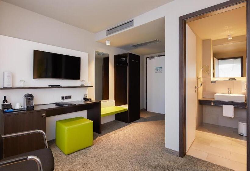 Номер Стандарт Индивидуальный, Platzhirsch