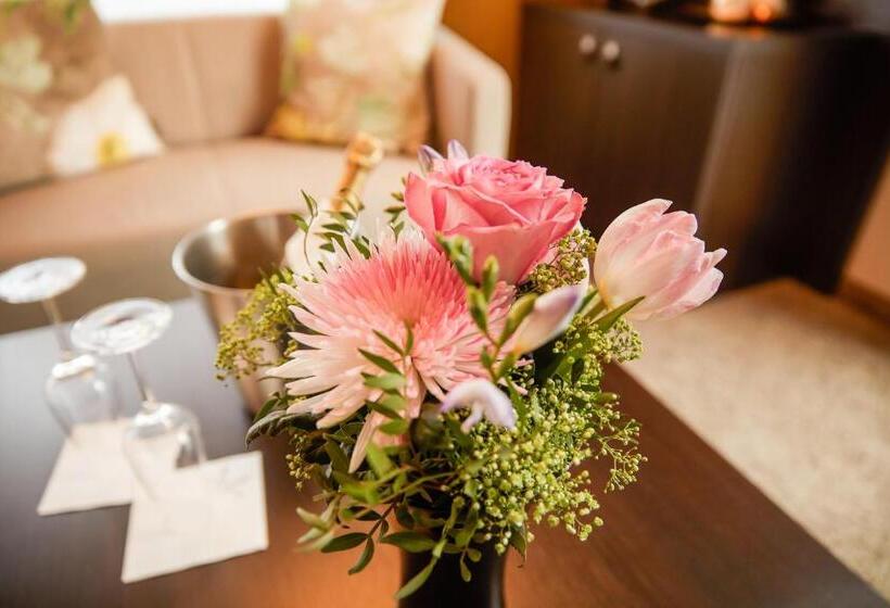 Полулюкс, Platzhirsch