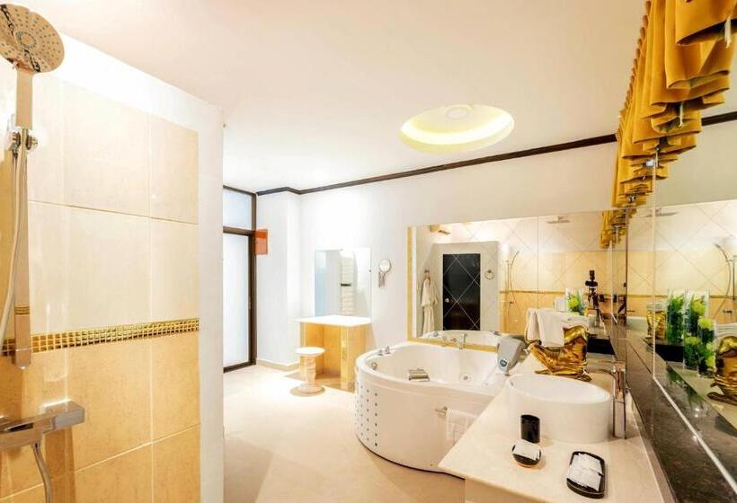 Студия Стандарт, Poseidon Boutique