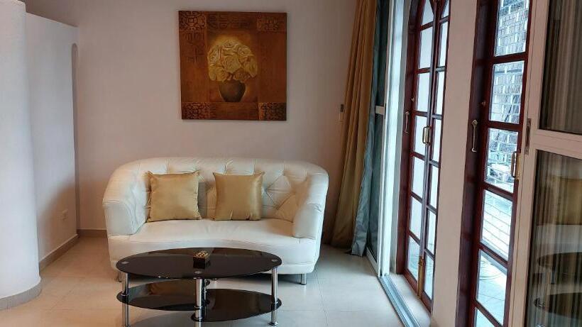 Студия Стандарт, Poseidon Boutique