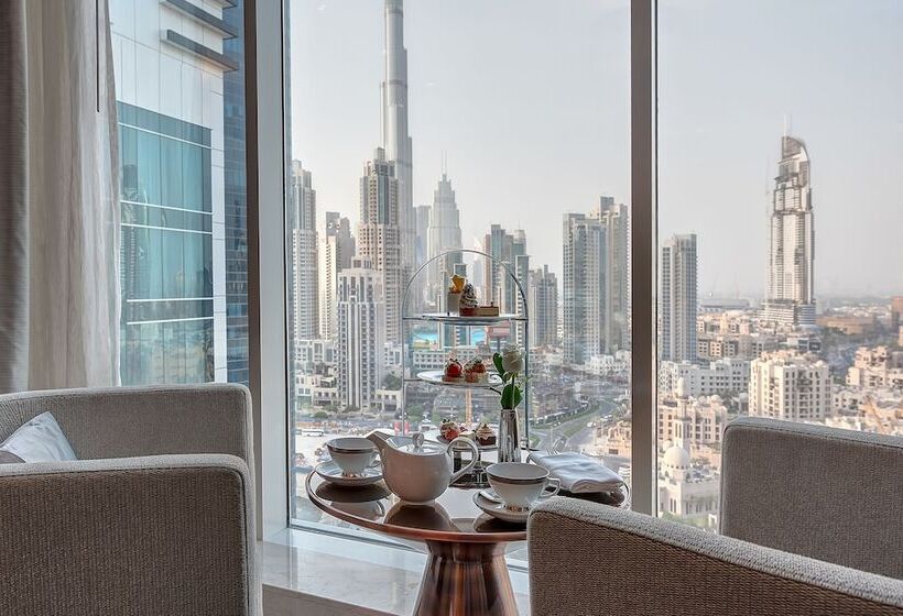 Представительский номер с видом, Pullman Dubai Downtown
